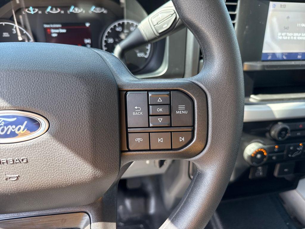 new 2025 Ford F-450 car, priced at $76,610