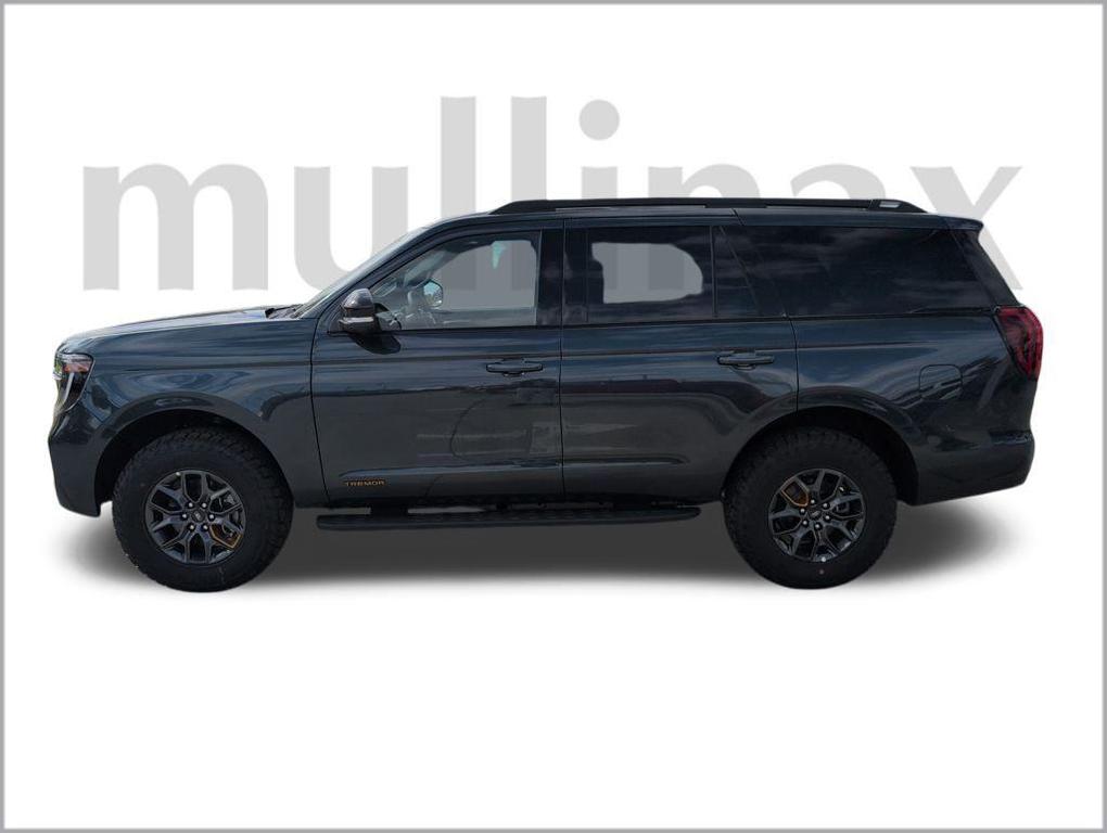 new 2025 Ford Expedition car, priced at $81,802