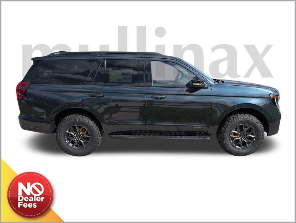 new 2025 Ford Expedition car, priced at $81,802