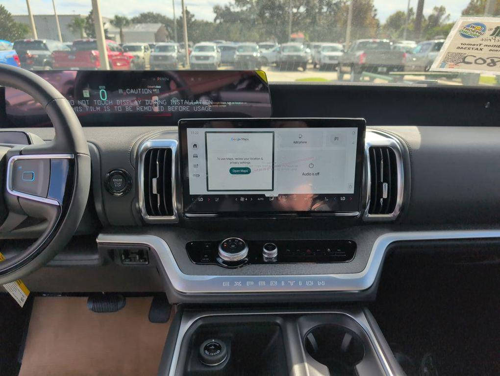 new 2025 Ford Expedition car, priced at $81,802