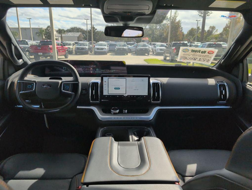 new 2025 Ford Expedition car, priced at $81,802