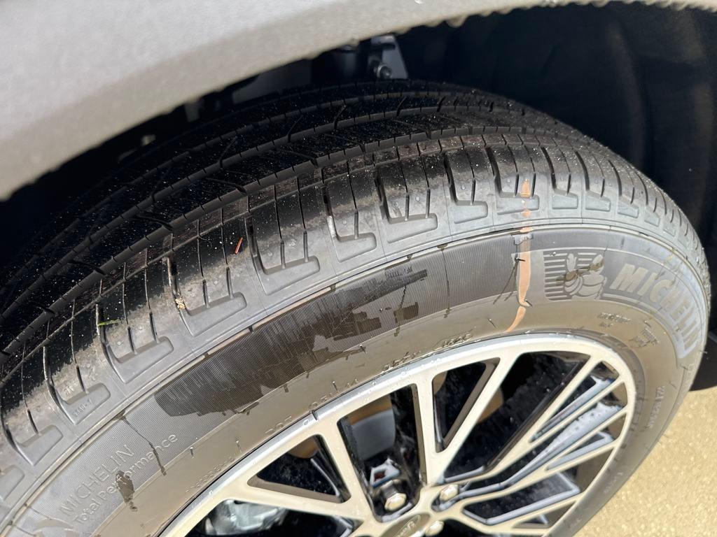 new 2025 Ford Escape PHEV car, priced at $35,562