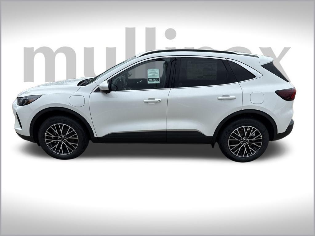 new 2025 Ford Escape PHEV car, priced at $35,562