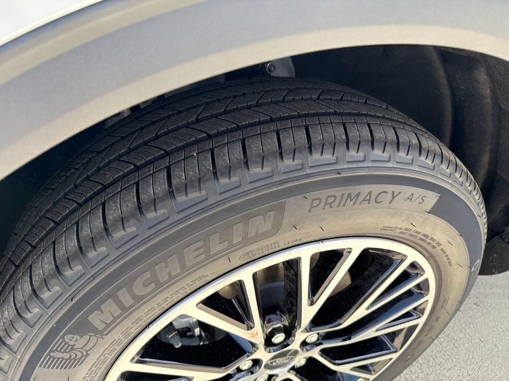 new 2025 Ford Escape PHEV car, priced at $30,567