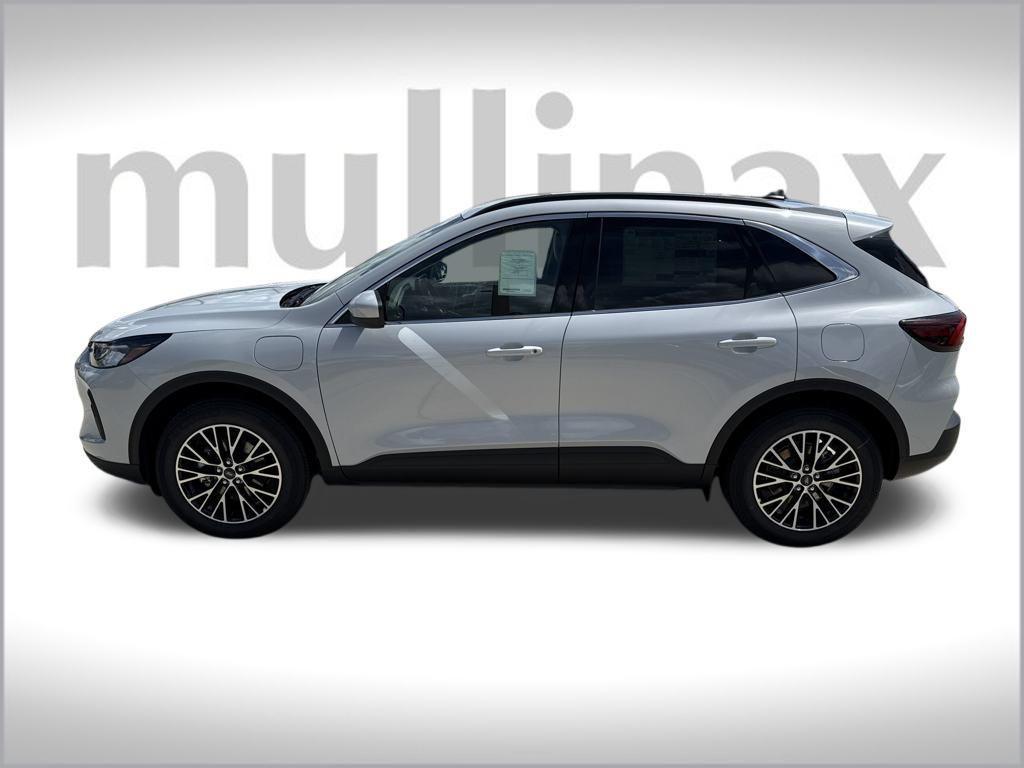 new 2025 Ford Escape PHEV car, priced at $30,567