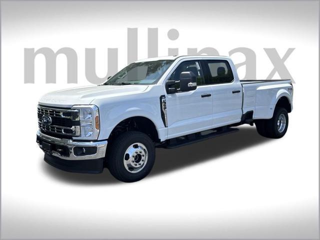 new 2025 Ford F-350 car, priced at $61,646