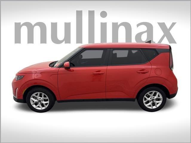 used 2024 Kia Soul car, priced at $17,998