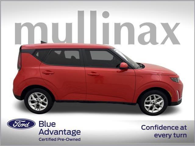 used 2024 Kia Soul car, priced at $17,998