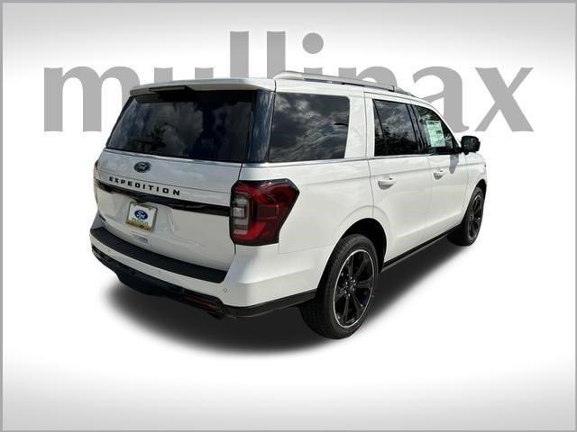 new 2024 Ford Expedition car, priced at $75,798