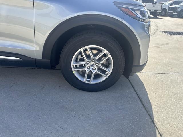 new 2025 Ford Explorer car, priced at $42,649