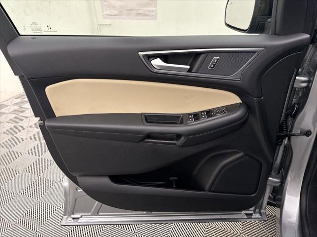 new 2024 Ford Edge car, priced at $32,999