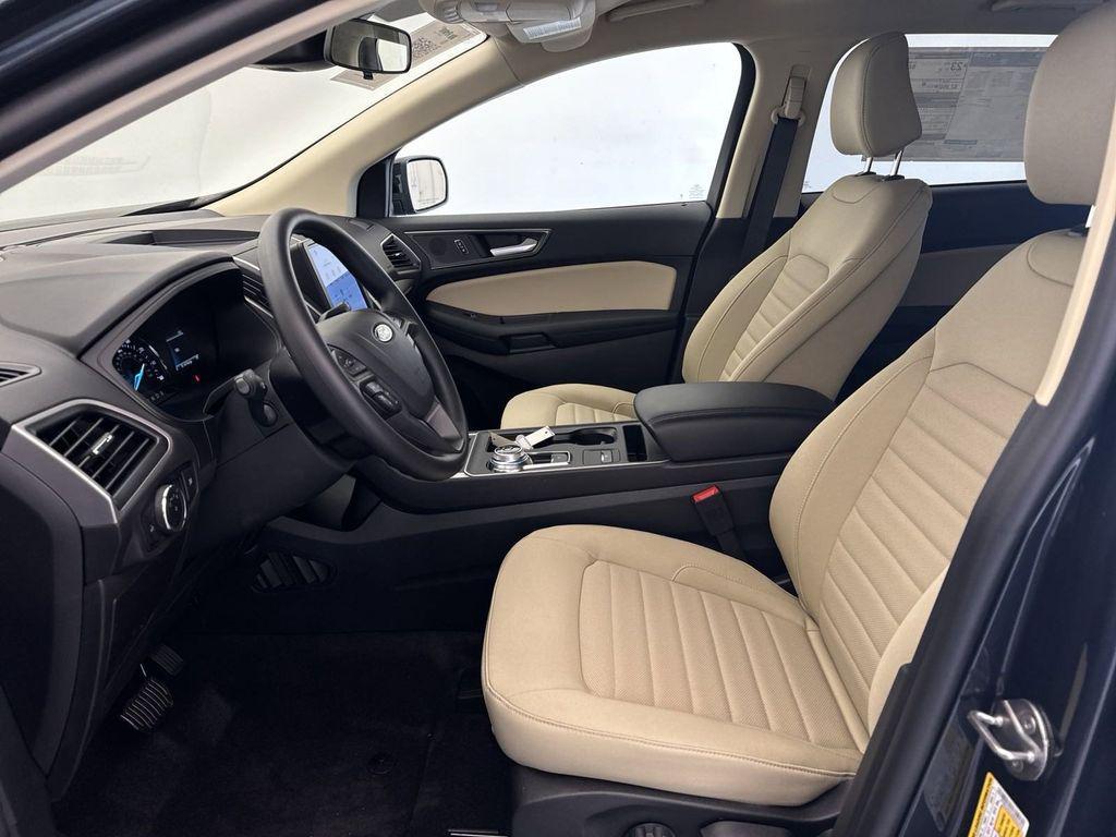 new 2024 Ford Edge car, priced at $32,929