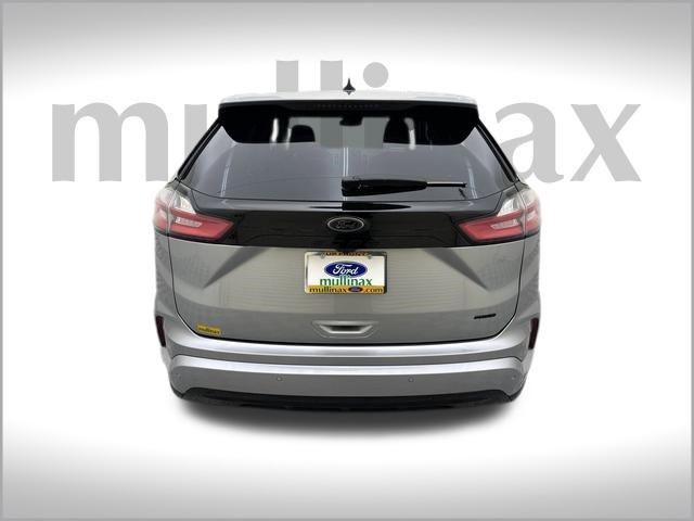 new 2024 Ford Edge car, priced at $32,999