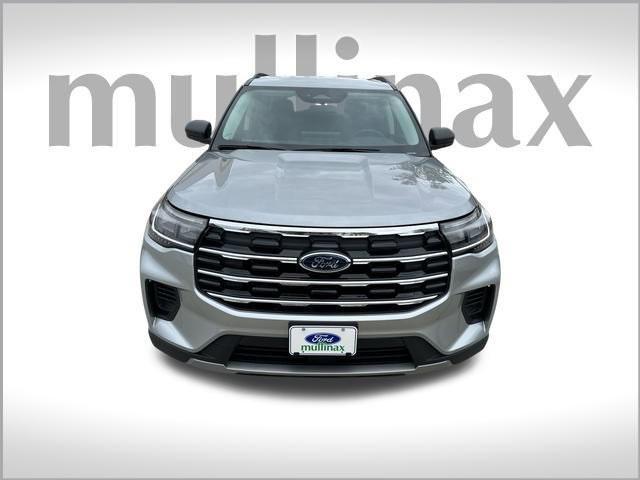 new 2025 Ford Explorer car, priced at $39,077