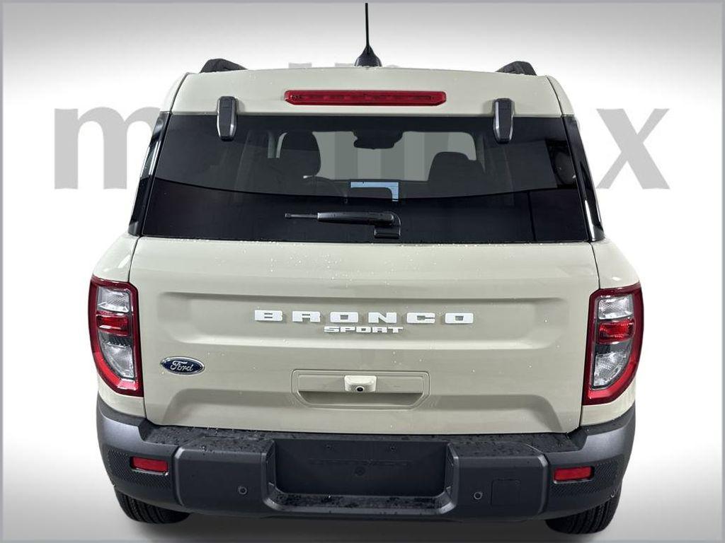 new 2025 Ford Bronco Sport car, priced at $33,498