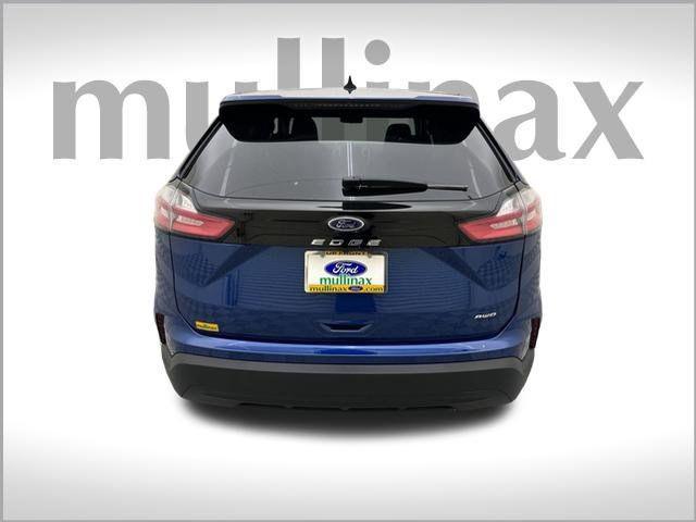 new 2024 Ford Edge car, priced at $31,900