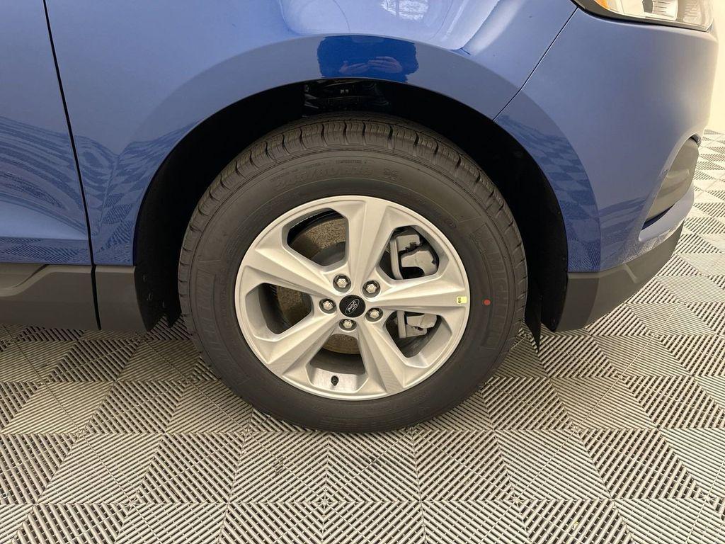 new 2024 Ford Edge car, priced at $30,960