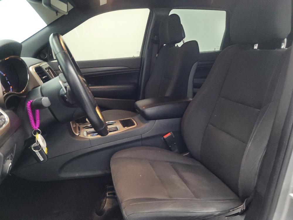 used 2016 Jeep Grand Cherokee car, priced at $16,995