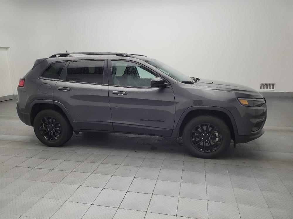 used 2023 Jeep Cherokee car, priced at $22,295