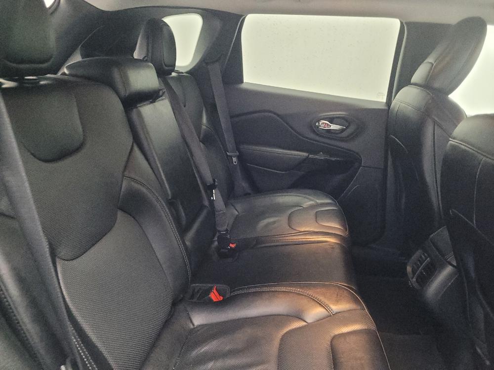 used 2023 Jeep Cherokee car, priced at $22,295