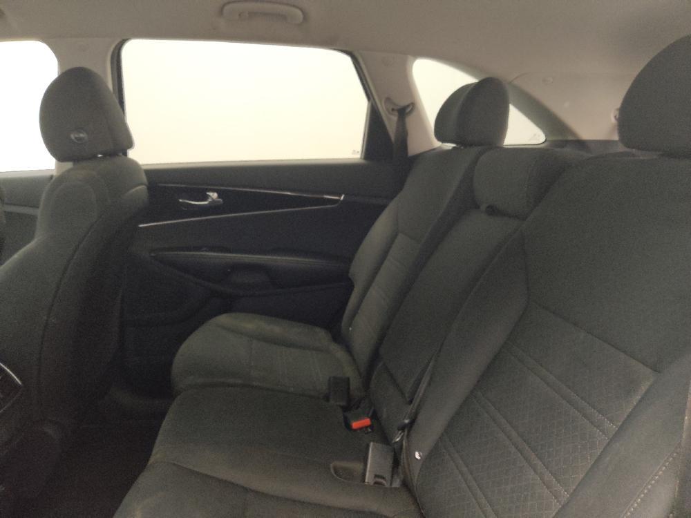used 2020 Kia Sorento car, priced at $16,495