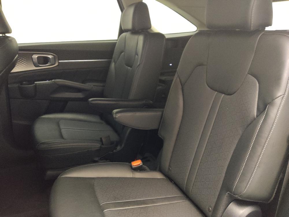 used 2022 Kia Sorento car, priced at $31,095
