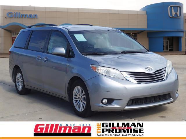 used 2016 Toyota Sienna car, priced at $21,482