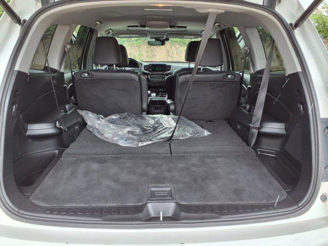 used 2022 Honda Pilot car, priced at $32,982