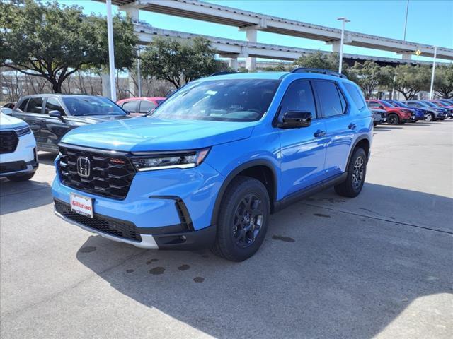 new 2025 Honda Pilot car, priced at $50,950