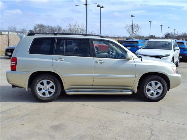 used 2003 Toyota Highlander car, priced at $7,981