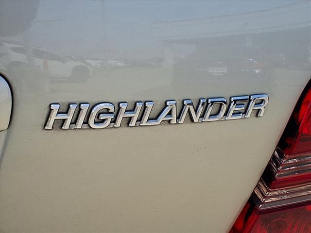 used 2003 Toyota Highlander car, priced at $7,981