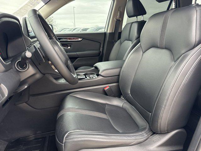 used 2023 Honda Pilot car, priced at $37,981