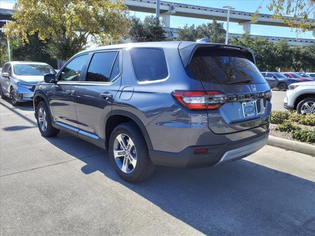 new 2025 Honda Pilot car, priced at $44,595