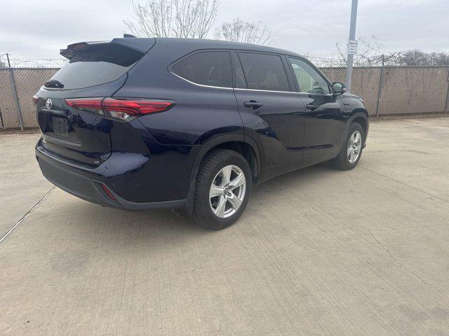 used 2021 Toyota Highlander car, priced at $27,481