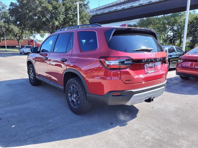 new 2025 Honda Pilot car, priced at $50,950