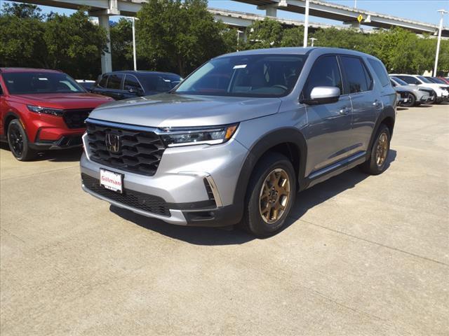 new 2025 Honda Pilot car, priced at $44,895