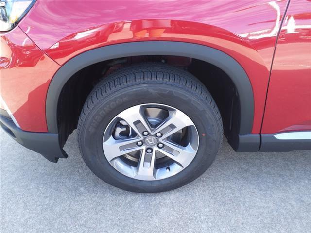 new 2025 Honda Pilot car, priced at $45,405