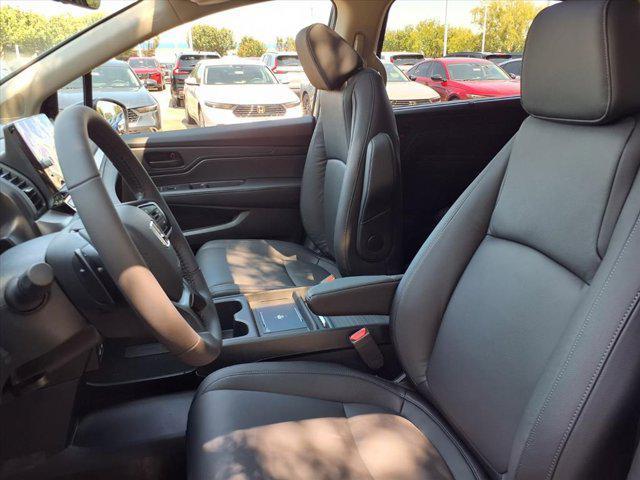 new 2026 Honda Odyssey car, priced at $44,290