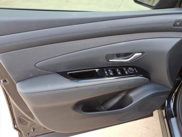 used 2025 Hyundai TUCSON Hybrid car, priced at $33,982