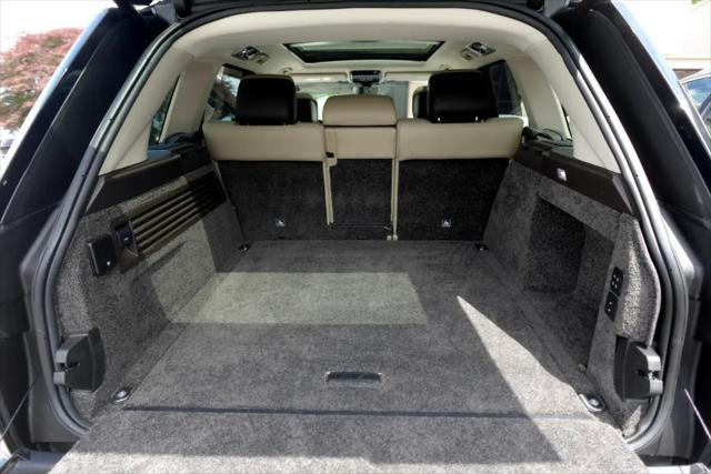 used 2018 Land Rover Range Rover car, priced at $41,800