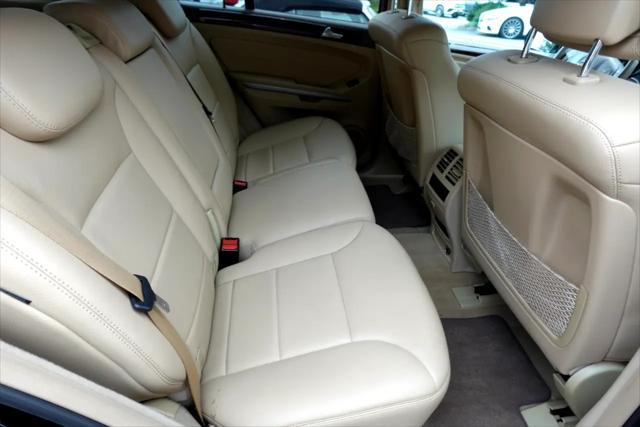 used 2016 Cadillac Escalade ESV car, priced at $20,800