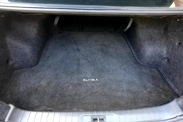 used 2018 Nissan Altima car, priced at $13,800