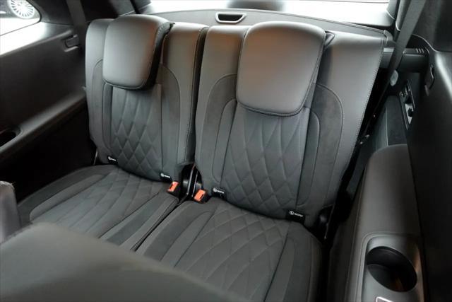 used 2024 Mercedes-Benz AMG GLS 63 car, priced at $127,500