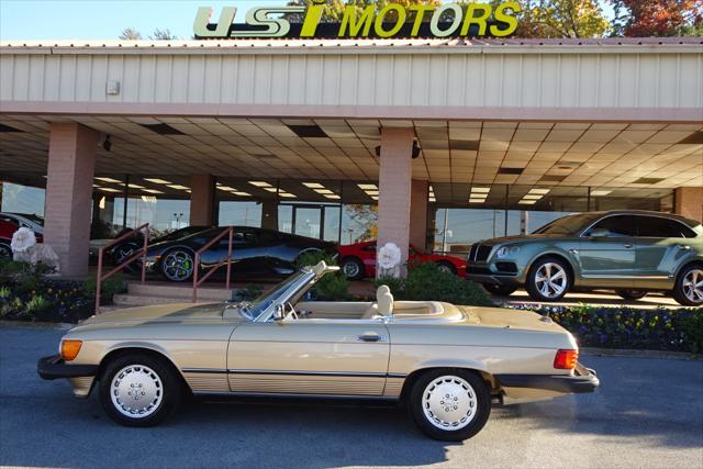 used 1988 Mercedes-Benz SL-Class car, priced at $32,800