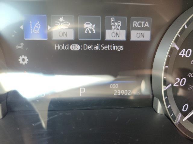 used 2022 Toyota Highlander car, priced at $38,477