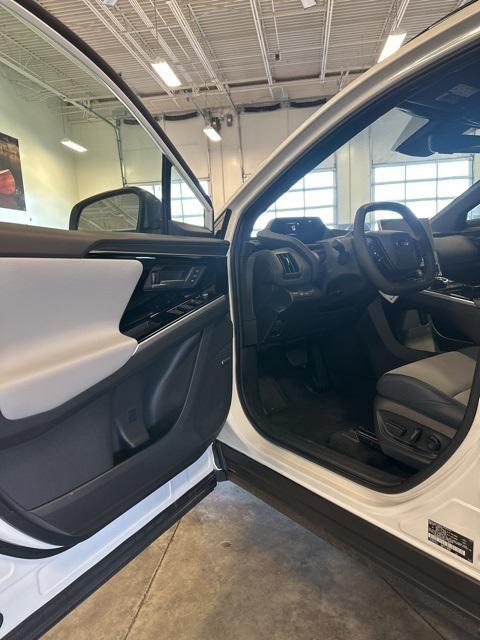 new 2024 Subaru Solterra car