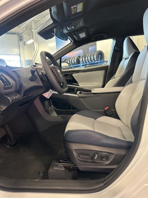 new 2024 Subaru Solterra car