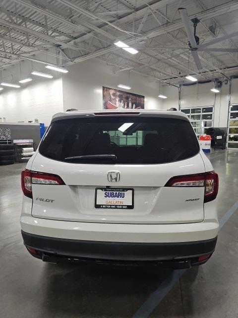 used 2022 Honda Pilot car, priced at $26,294