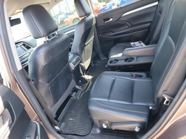 used 2018 Toyota Highlander car, priced at $15,998