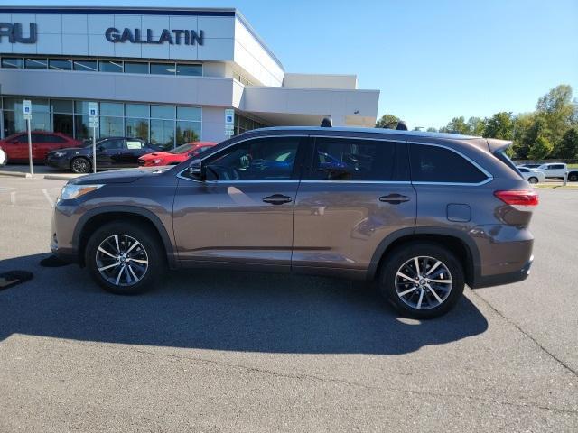 used 2018 Toyota Highlander car, priced at $15,998